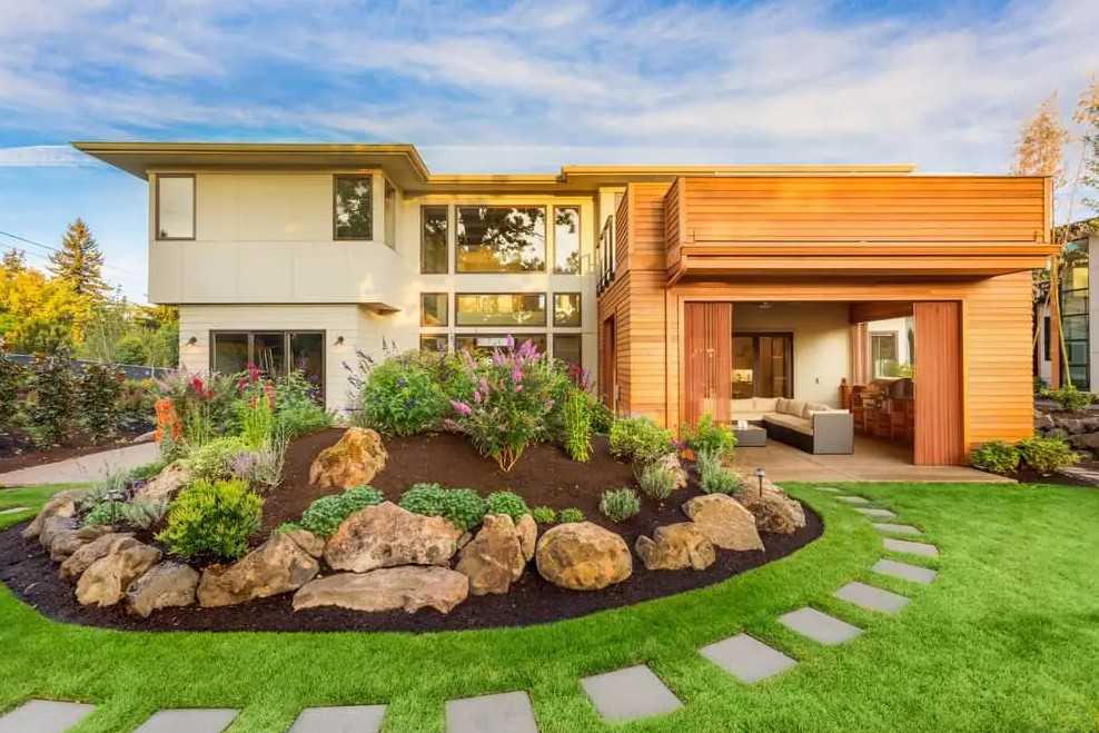 Transform Your Curb Appeal: Stunning Front Yard Landscaping Ideas