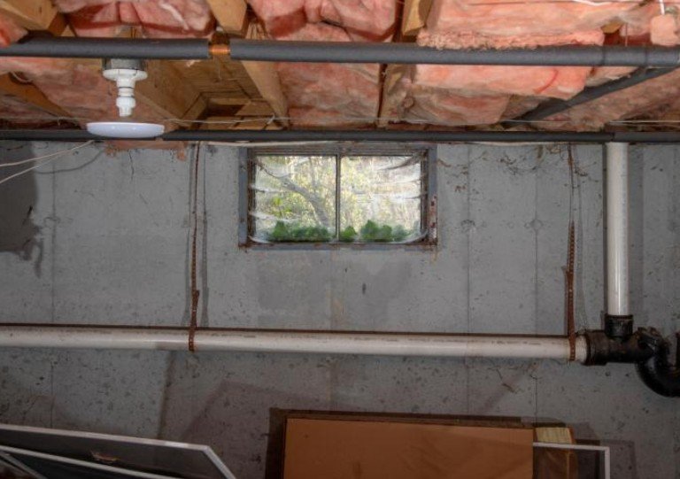 How Waterproofing Companies Permanently Waterproof a Basement