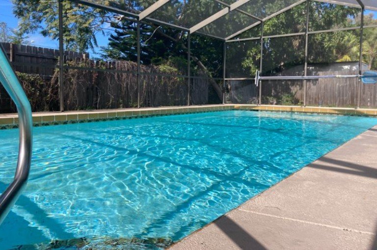 pool maintenance service bradenton